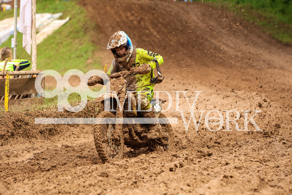 5E6A5625 | 989 MEDIAWORK