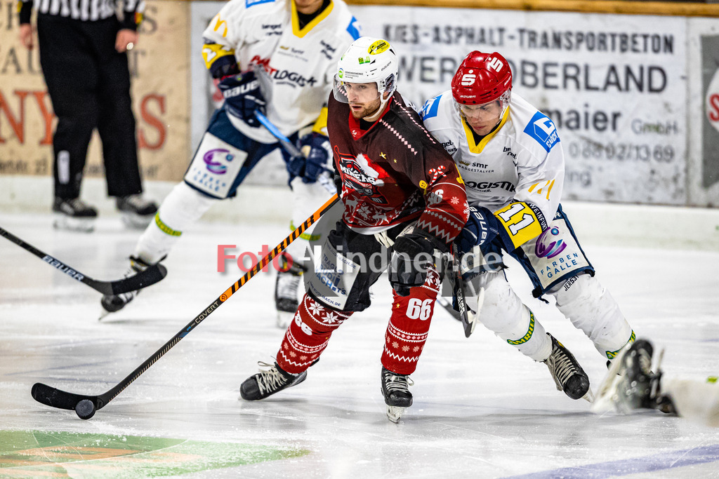 Bayernliga Eishockey, TSV Peißenberg Miners gegen den ERV Schweinfurt am 11.12.22 in Peißenberg | Bayernliga Eishockey, TSV Peißenberg Miners gegen den ERV Schweinfurt am 11.12.22 in Peißenberg