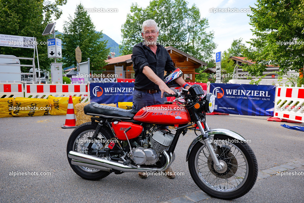 P1014611 | Erleben Sie atemberaubende, hochqualitative Fotos Ihrer Fahrt entlang der malerischen Alpenstraßen. Besuchen Sie alpineshots.com, um professionelle Aufnahmen Ihrer unvergesslichen Reise zu finden und zu kaufen - Realisiert mit Pictrs.com