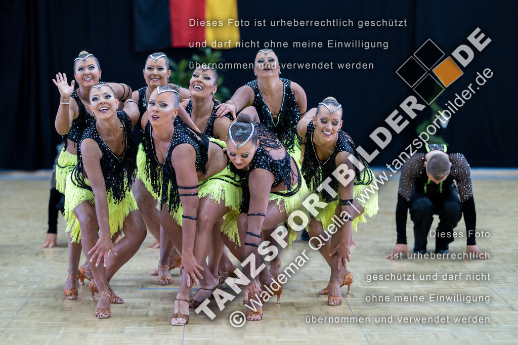 20230423-01107 | Hier finden Sie Tanz Bilder vom Latein und Standard Formationen tanzen. Sportbilder vom Tanzsport. Schöne Fotos und von Weltmeisterschaft, Europameisterschaft, Bundesliga, Regionalliga, Oberliga und Landesliga sowie von GOC Stuttgart, DanceComp, WM Bremen