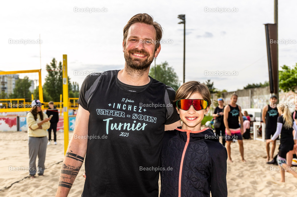2023-00070778-Vater-Sohn-Turnier |  18.05.2023; Berlin Foto: Gerold Rebsch - www.beachpics.de

