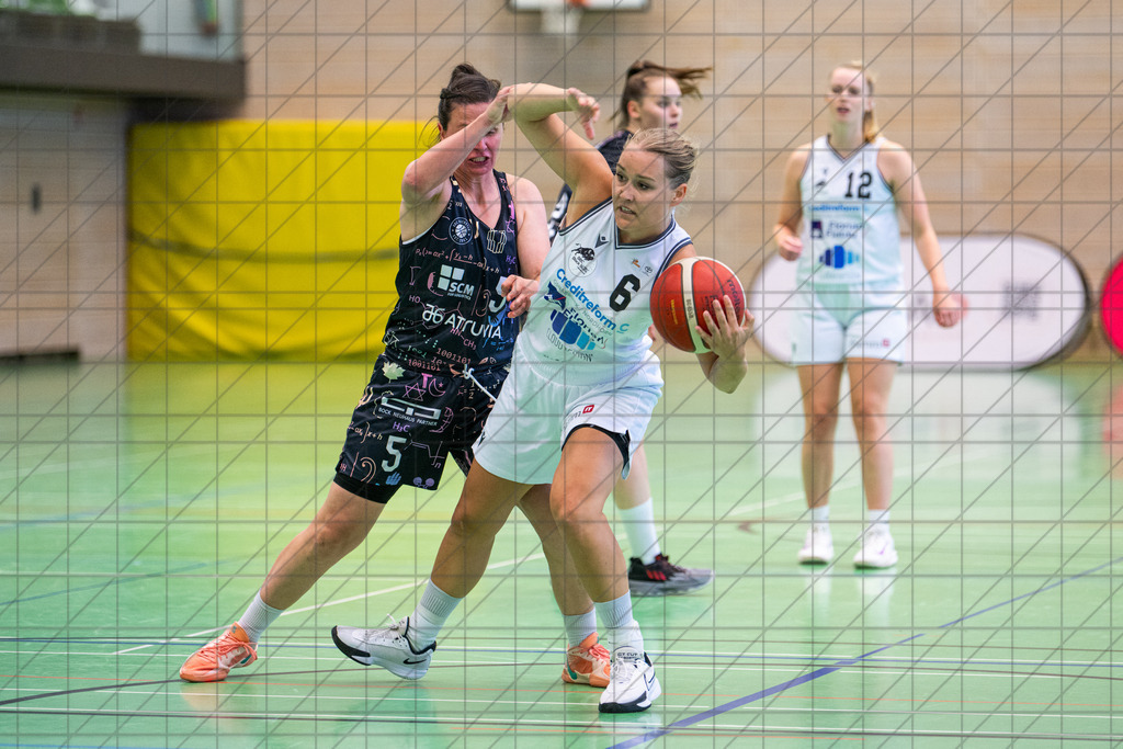 2. DBBL Nord 25/26 | Testspiel | BBC Osnabrück vs. UBC Müsnter | DÖLLE Kira (BBC Osnabrück #6)DÖLLE Kira (BBC Osnabrück #6) //  14.09.25: 2. DBBL Nord 25/26 | Testspiel | BBC Osnabrück vs. UBC Müsnter / Osnabrück / Deutschland  //   CREDIT:www.bullenfotos.de, Martin König, Hörner Weg 40, D-49078 Osnabrück, +4917663732967 // Nutzung und Weitergabe nur zu den vereinbarten Zwecken. Presseanfragen an Ersteller. Alle Rechte beim Ersteller. Honorierung nach MFM. - Realisiert mit Pictrs.com