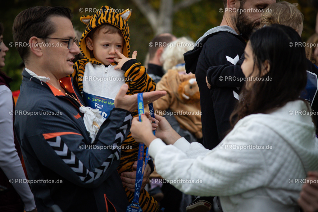 Halloween Run 2024 in Koeln, 31.10.2024 | Impressionen vom Halloween Run 2024 am 31.10.2024 in Koeln (Forstbotanischer Garten Rodenkirchen). Foto: BEAUTIFUL SPORTS/Axel Kohring