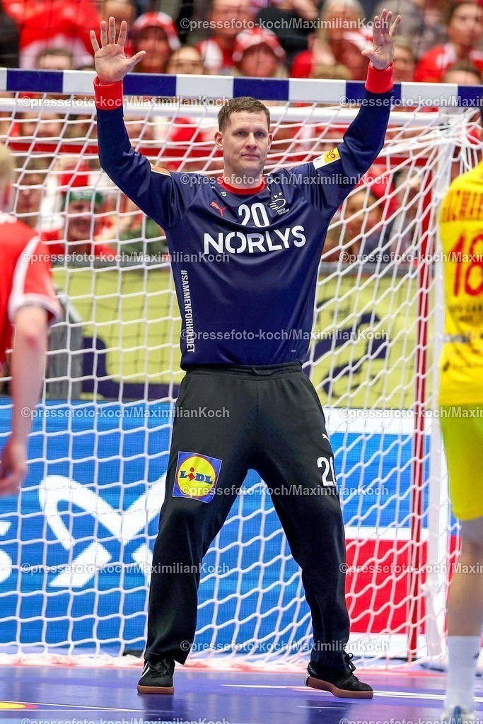 EHF16012602167 | 16.01.2026, Handball, Men's EHF EURO 2026, Dänemark - Nordmazedonien, Jyske Bank Boxen in Herning, Dänemark, Preliminary Round:  Kevin Moller (Denmark #20) 