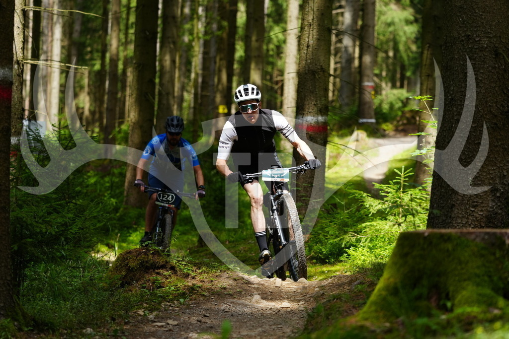 FC100236 | Fotogalerie der Treibjagd im Dunkelwald - Dein MTB Etappenrennen im Erzgebirge - Realisiert mit Pictrs.com