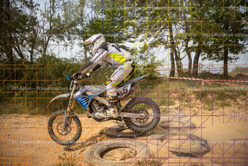 Niederwürzbach 3 Lauf-756 | Sportfotografie von RO-Fotos: Motorsport, Motocross, Enduro, Laufveranstaltungen und Triathlon. Professionelle Fotos von Sportlern und Events. - Realisiert mit Pictrs.com