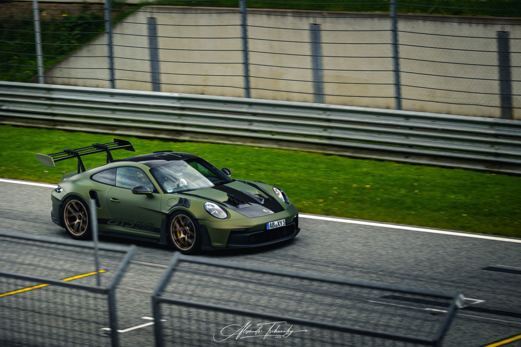 R6PZ0723 _Alexander Tschuncky | Entdecken Sie die faszinierende Welt von Alexander Tschuncky Arts: Kreative Fotografie, atemberaubende Automobilkunst und hochwertiger Bilderdruck. Lassen Sie sich inspirieren! - Realisiert mit Pictrs.com