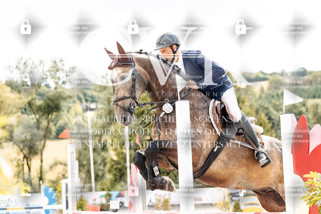 CK909204 | Turnierfotografie Pferdefotografie Trier Rheinland-Pfalz Pferdesport Reitsport Tierfotografie Sportfotografie Pferdevideo Pferdevideografie Equestrianvideography equestrianphotography  - Realisiert mit Pictrs.com