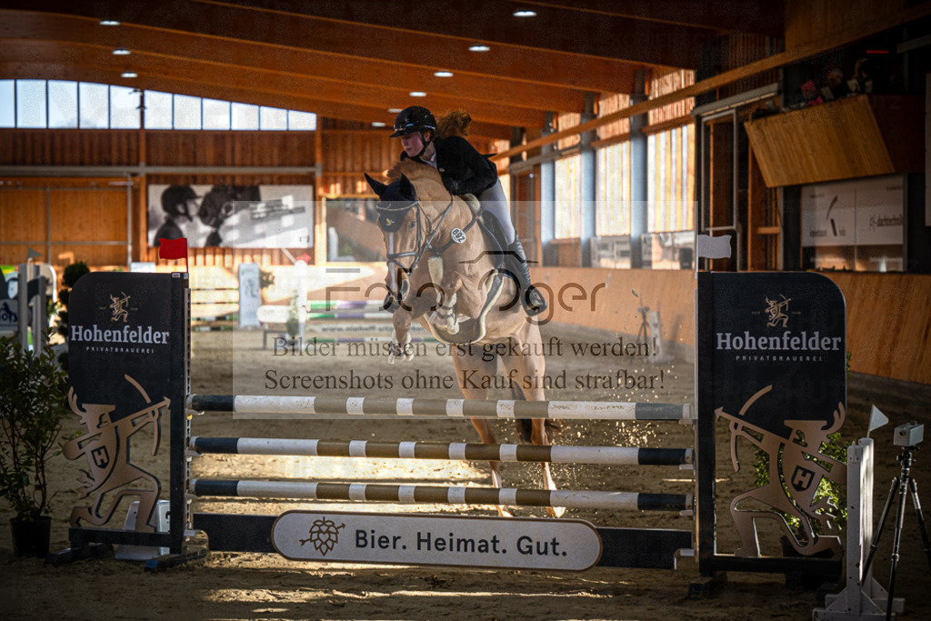 DOS_0374 | Entdecke hochwertige Reitturnierfotos von Foto Oger. Professionell, emotional und authentisch – jetzt Lieblingsmomente im Shop bestellen.Deutschlandweite Turnierfotografie. - Realisiert mit Pictrs.com