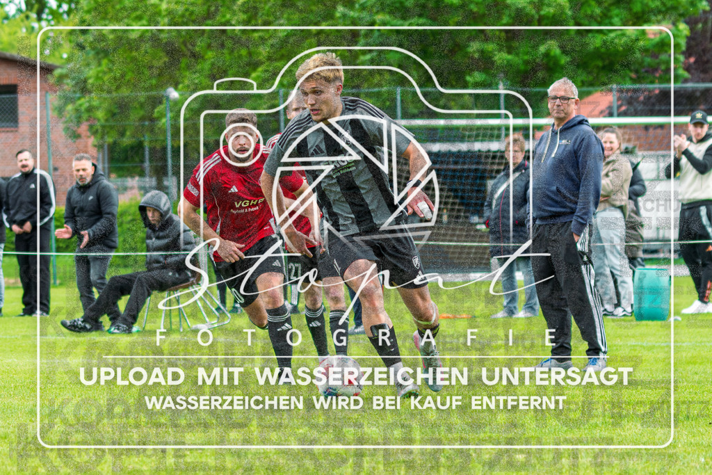 Kreisliga Herren HK - FG Fulde-Stellichte vs. SG Benefeld-Cordingen | Adam Jarkas (FG Fulde-Stellichte #11); Kreisliga Herren HK - FG Fulde-Stellichte vs. SG Benefeld-Cordingen am 17.05.2026 in Lehrdestadion, Stellichte - Realisiert mit Pictrs.com