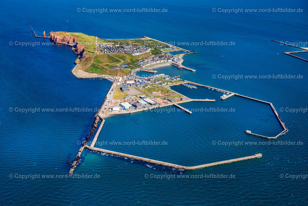 Helgoland_ELS_7669280824 | HELGOLAND 28.08.2024 Küsten- Landschaft der Insel Helgoland in der Nordsee im Bundesland Schleswig-Holstein, Deutschland. Weiterführende Informationen bei: Helgoland Tourismus-Service. // Coastal landscape of the island of Helgoland in the North Sea in the state of Schleswig-Holstein, Germany. Further information at: Helgoland Tourismus-Service. Foto: Martin Elsen