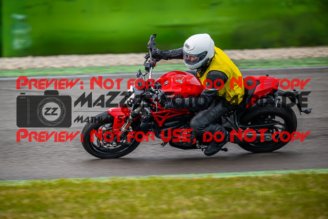 MaZZes_FotoMatrix_230410_5586 | INST