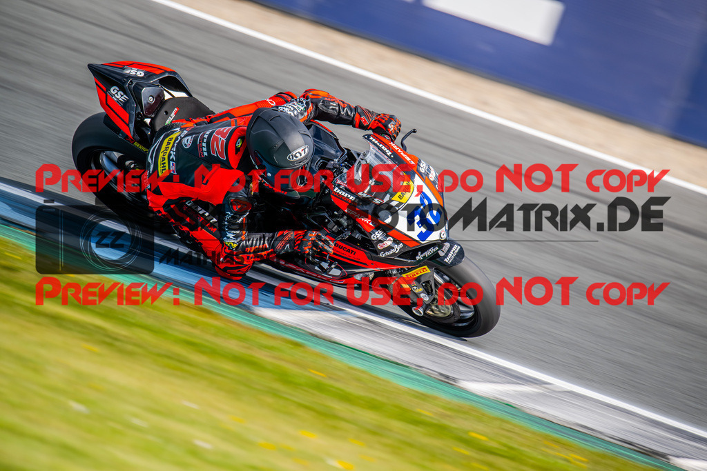 MaZZes_Fotomatrix-220422-97340 | Fotograf Mathias Schmid
Sportfotograf,
Eventfotograf,
Hochzeitsfotograf,
Portraitfotograf