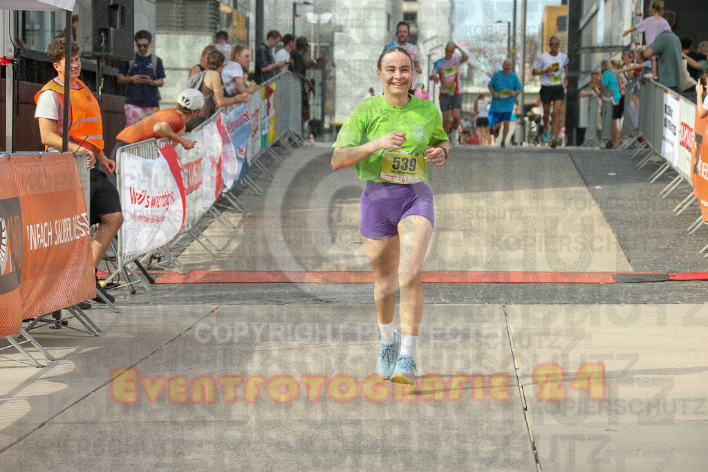 250920_1528_EX1_9554 | Sportfotografie im Rhein-Sieg Kreis, Köln, Bonn, NRW, Rheinland Pfalz, Hessen, etc. Unser Tätigkeitsfeld umfasst den Laufsport vom Volkslauf über den Marathon, Duathlon, Triathon bis zum Ultralauf wie Kölnpfad Ultra oder Schindertrail.