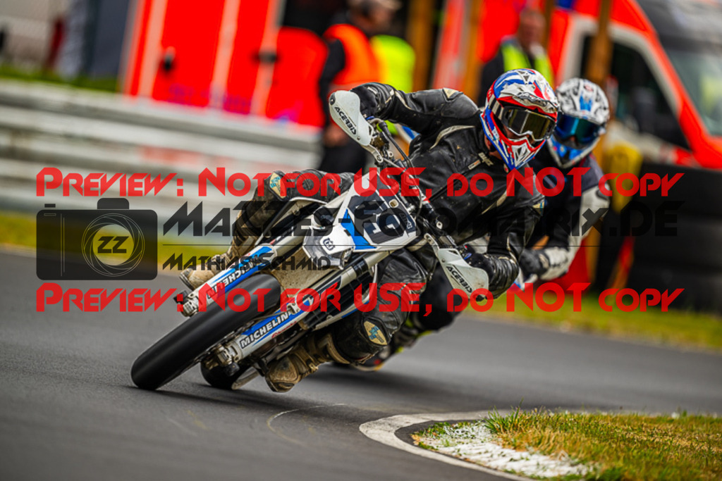 MaZZes_FotoMatrix_230702_8732 | UE40