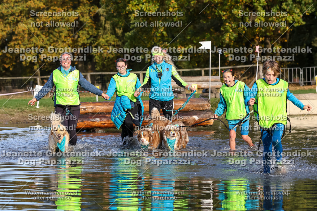 Dog Paparazzi - Strongdog 10-25-8481 | Dog Paparazzi Jeanette Grottendiek Fotografie & Videografie - Realisiert mit Pictrs.com