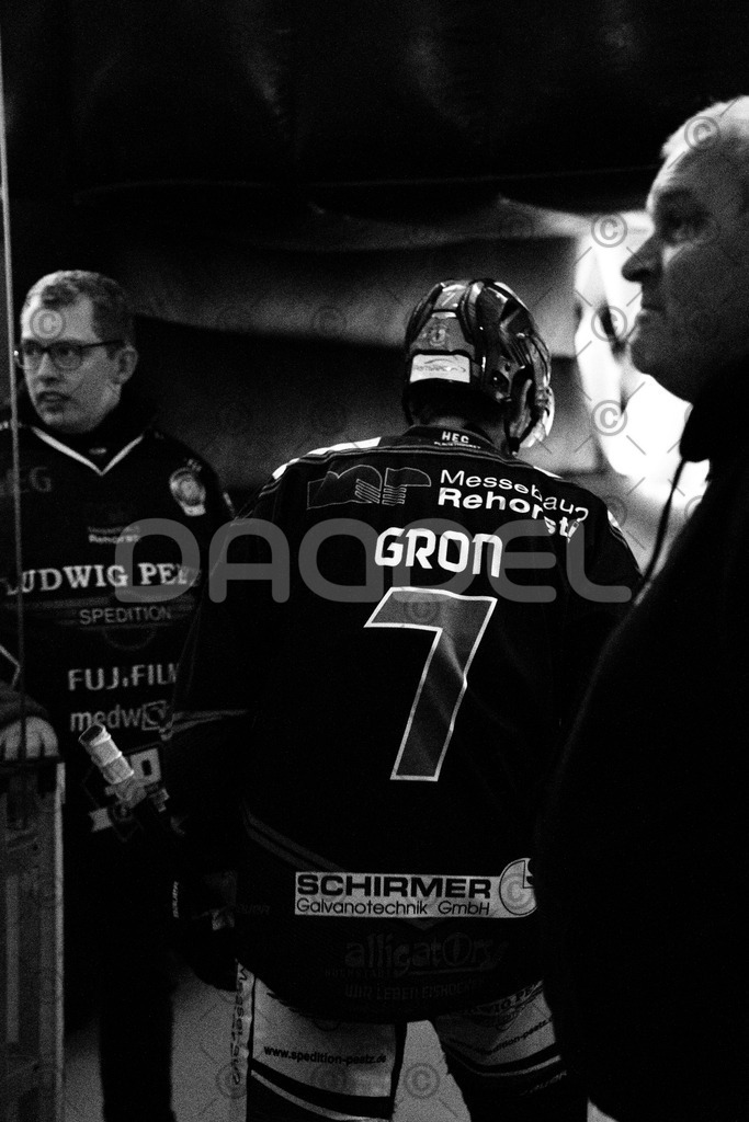 Alligators_vs_Bayreuth_19_10_2025-37 | Höchstadt Alligators Fotogalerie: Eishockey-Action aus Franken. Professionelle Spielfotos, Portraits & Stadionbilder zum Download. Jetzt entdecken! - Realisiert mit Pictrs.com