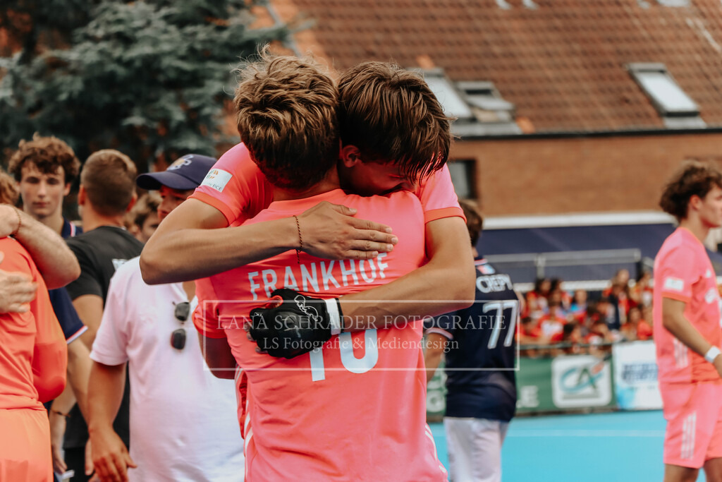 EM_MU18_F_GER-FRA_Lille_bearbeitet (356 von 433) | lanaschraderfotografie - Realisiert mit Pictrs.com