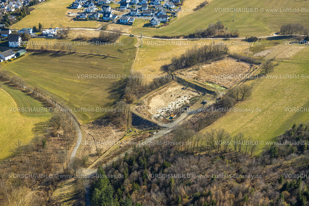 Olpe250307783RegenrueckhalteRosental | Luftbild, Brache An den Klippen, Olpe-Stadt, Olpe, Sauerland, Nordrhein-Westfalen, Deutschland