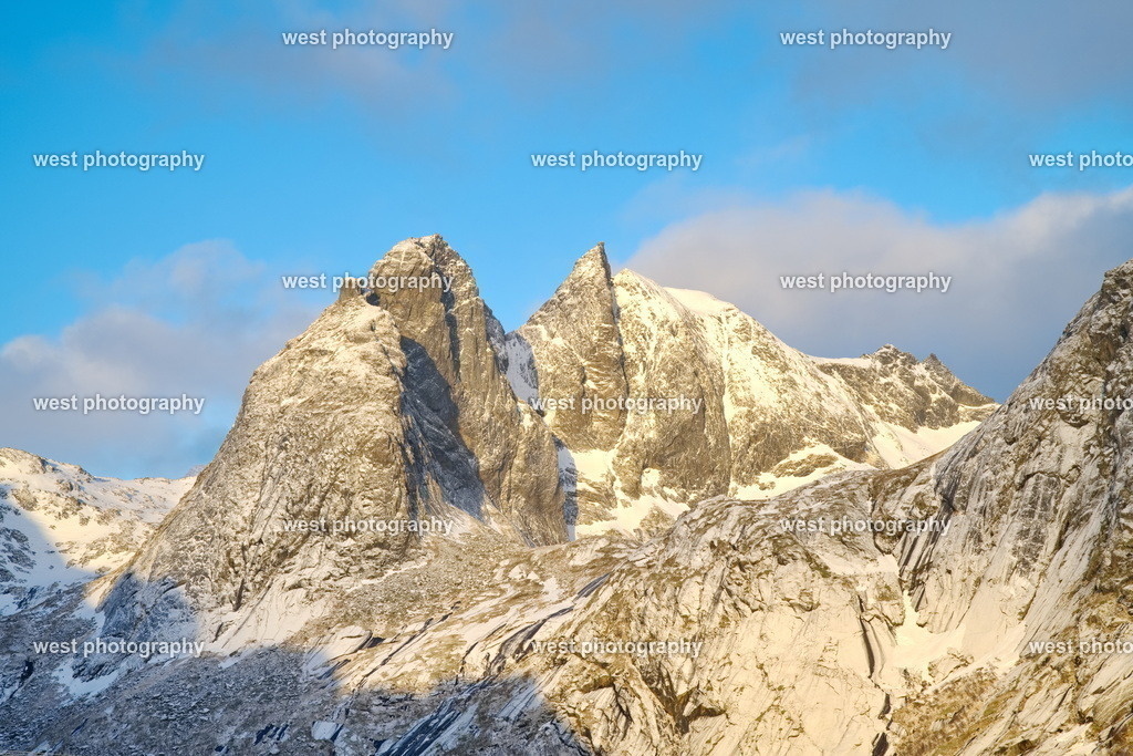 Lofoten Beauty - NOR 2025 | west photography - Realisiert mit Pictrs.com