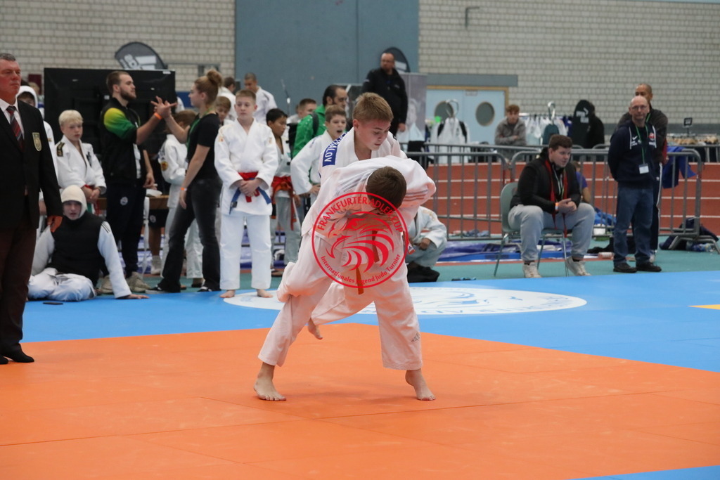 1J7A3102 | Fotos vom Adler Cup - Pictures from Adler Cup

Hier findet Ihr alle Eindrücke und großen Momente der Adler Cup Wochenenden. Here you will find all impressions and great moments of the Adler Cup weekends. - Realisiert mit Pictrs.com