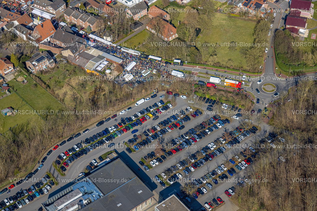 Nordkirchen250300017 | Luftbild,Hollandmarkt auf der Schloßstrasse in Nordkirchen, Verkaufsstände und 10000 Besucher , Nordkirchen, Münsterland, Nordrhein-Westfalen, Deutschland, Luftbild