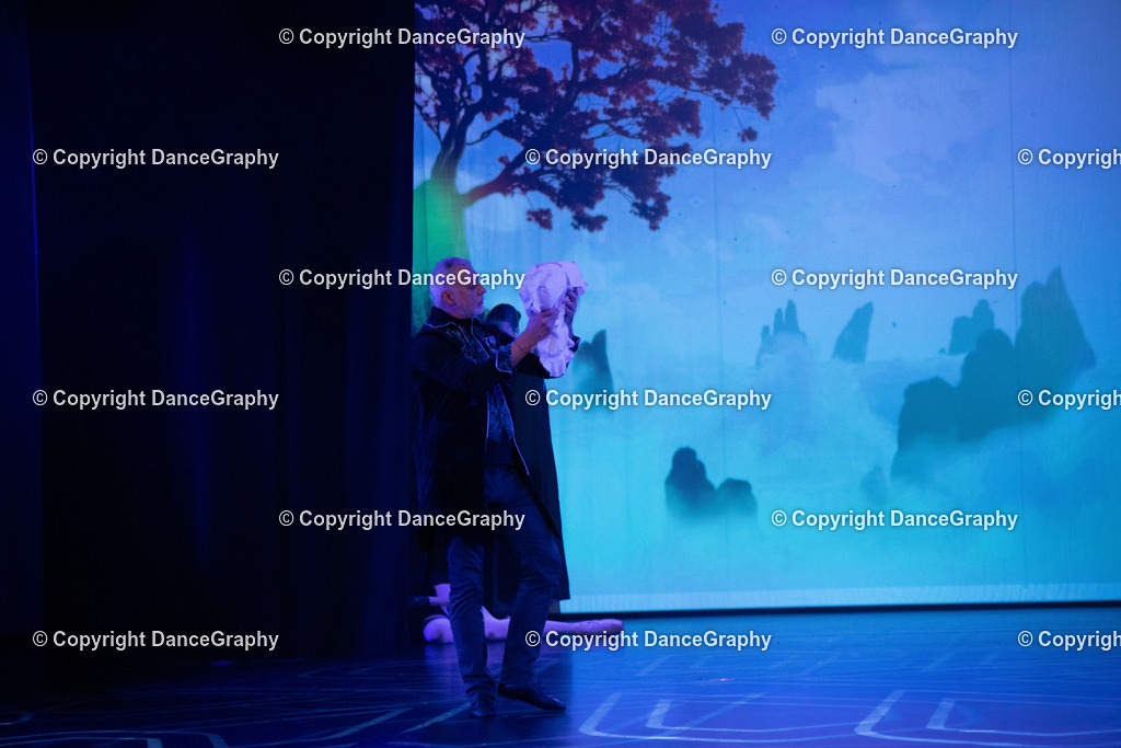 GPHY1488 | DanceGraphy - Realisiert mit Pictrs.com