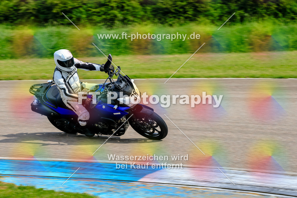 MotoTeam-9244 | Hier findet Ihr Bilder von Touristenfahrten auf der Nürburgring Nordschleife oder von anderen Veranstaltungen die ich besucht habe. Viel Spass beim Durch Schauen 
