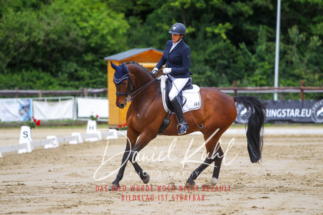 DKP47528 | Turniersportfotografie; Pferdefotografie; Dressurfotografie