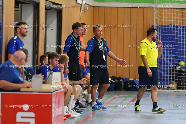 msgII_00816 | despor 2022.10.23 HB Männer Landesliga - Süd MSG Umstadt/Habitzheim II - HSG Kahl/Kleinostheim emspor, emonline, despor,  v.l.,  
 - Realisiert mit Pictrs.com