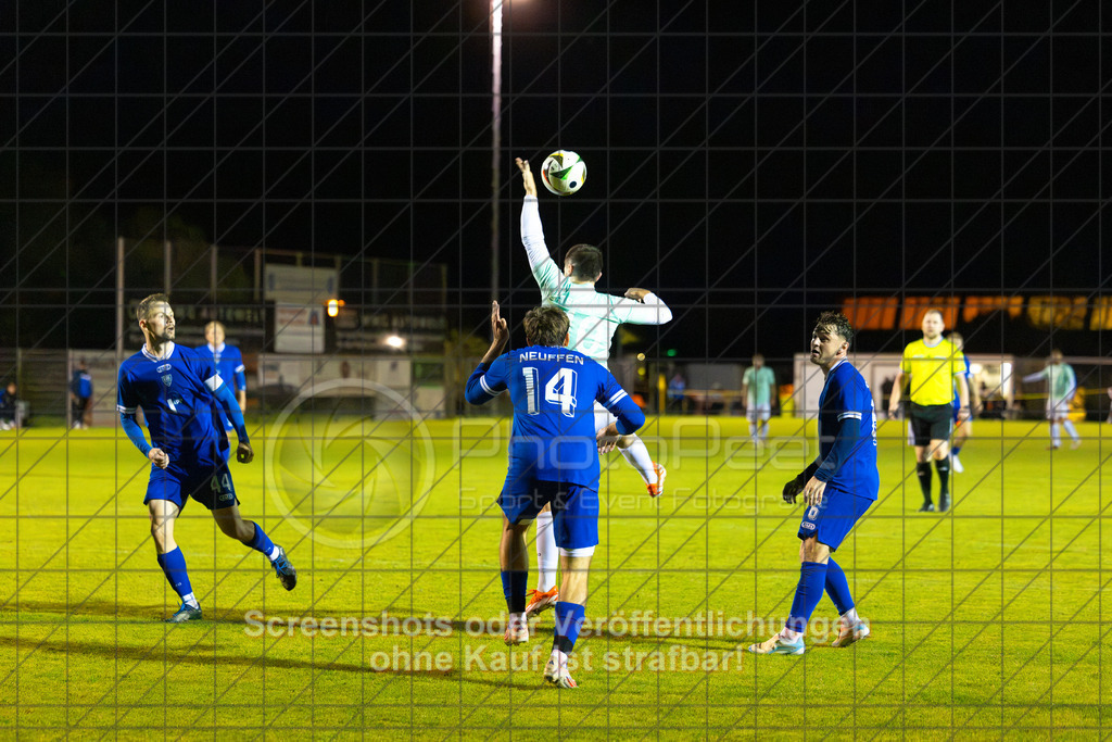 20261015_195541_0065_(c)_by_PhotoPeet | #,TSG Salach (türkis) vs. VfB Neuffen (blau), Fußball, Bezirksliga - Bezirk Neckar/Fils, 08. Spieltag, Saison 2026/2027, Rasensportplatz, Staufenecker Straße, 73084 Salach, 15.10.2026 - 19:30 Uhr,Foto: PhotoPeet / Sport- &amp; Eventfotografie / Peter Harich