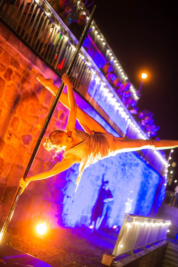 Tango meets Cuba | Tango meets Cuba mit den Klazz Brothers & Cuba Percussion im Forte Belvedere Leisnig zum Festival Hallo Leisnig 2022. - Realisiert mit Pictrs.com