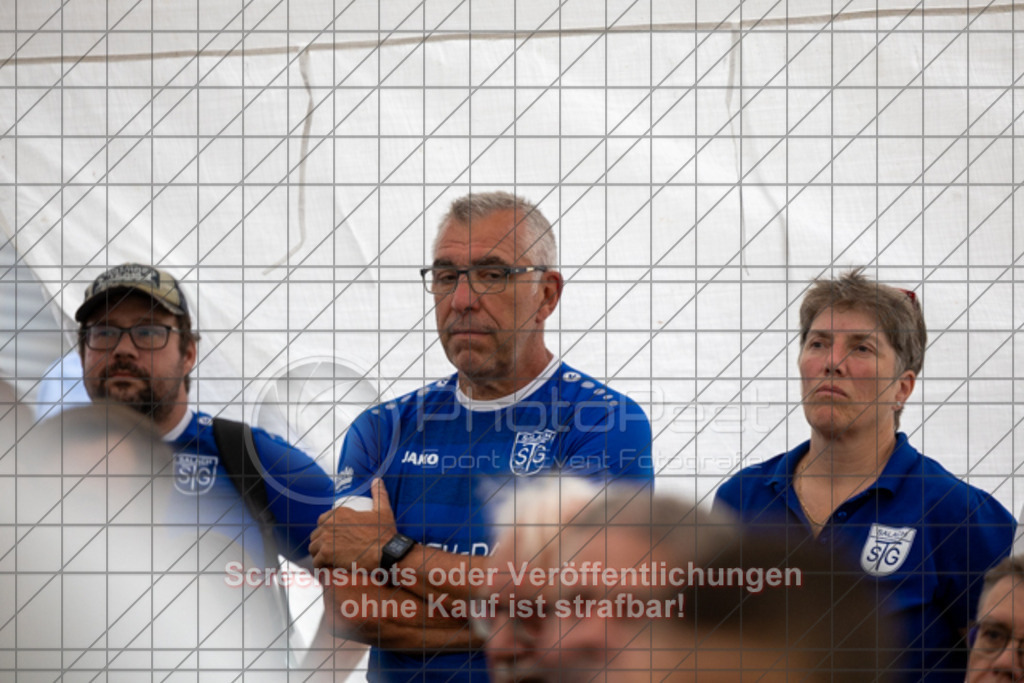 20250706_180354_2419 | #,TSG Salach (blau) vs. 1.FC Heidenheim (rot), Fußball, Freundschaftsspiel - WfV, Saison 2025/2026, Rasensportplatz, Staufenecker Str. 41, 73084 Salach, 06.07.2025 - 15:30 Uhr,Foto: PhotoPeet-Sportfotografie/Peter Harich