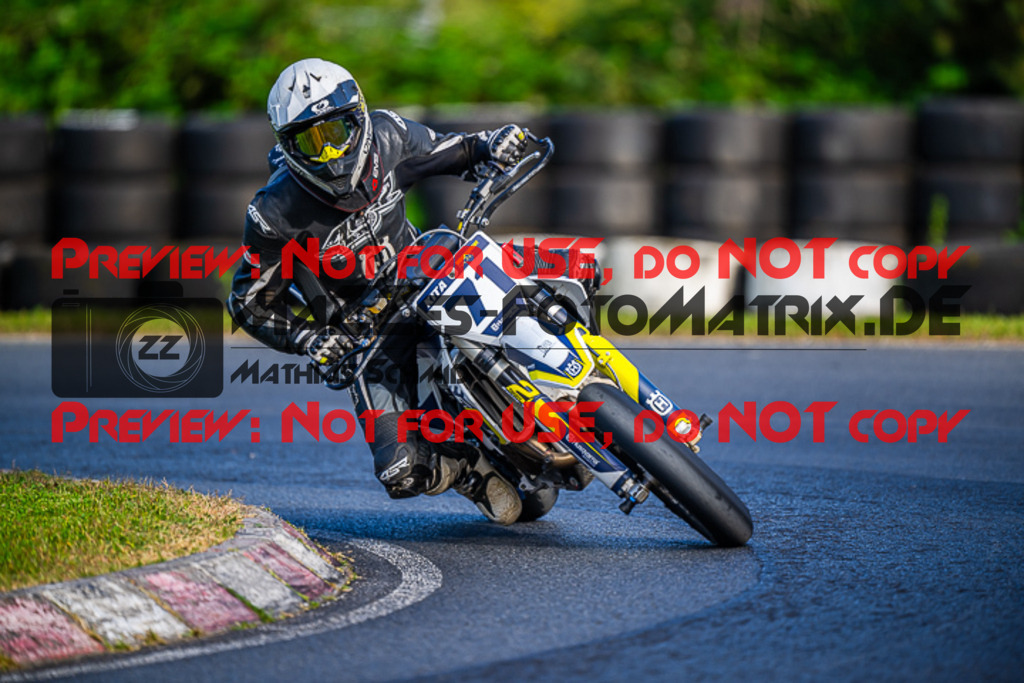 MaZZes_FotoMatrix_230916_4362 | S4