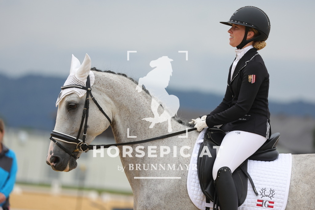 0P6A8825 | Willkommen bei Brunnmayr - Design & Fotografie – Ihrem Spezialisten für Reitturniere und Pferdeveranstaltungen in Oberösterreich, Salzburg und Bayern! Seit über 17 Jahren sind wir leidenschaftlich dabei.