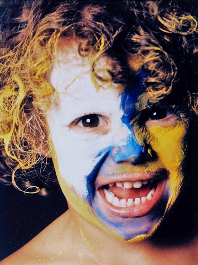 036art_Bee-Braxm__14a | Werk aus  dem Jahr 1994   Nach einer Aktion im Ritterhausmuseum Offenburg. Kunstmaler Rainer Braxmaier und Modefotograf Wilfried Beege.