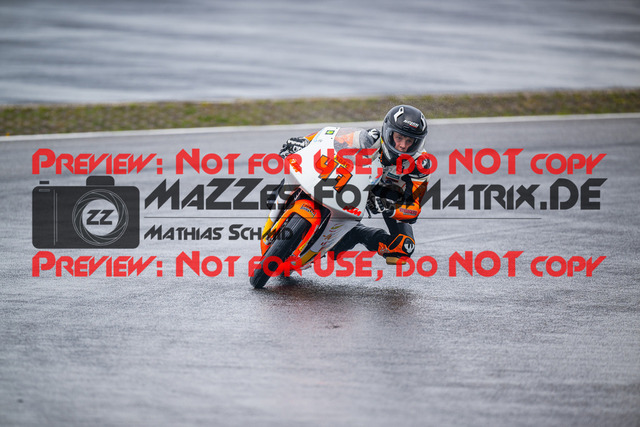 MaZZes_FotoMatrix_240830_6007705_2810 | SSP300