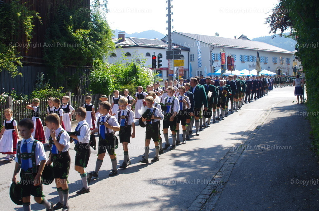 IMGP4026 | fotografiert von Axel PollmannLeonhardi Wallfahrt Benediktbeuern und Murnau, Fronleichnam, Fasching, Landschaft im Loisachtal und Benediktbeuern  - Realisiert mit Pictrs.com