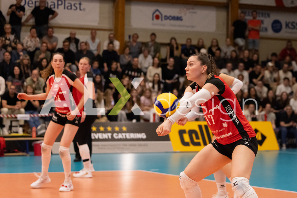 Volleyball I Frauen I Saison 2025-2026 I Volleyball NLA | Women I  Playoffs Finals 2/5 I  VC Kanti Schaffhausen - viteos NUC I  10.04.2026 | 17 Leana Zuvic (CH) (VC Kanti Schaffhausen) - Aussen - Realisiert mit Pictrs.com