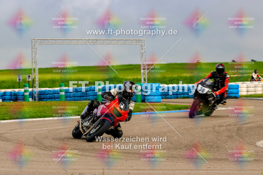 MotoTeam-8193 | Hier findet Ihr Bilder von Touristenfahrten auf der Nürburgring Nordschleife oder von anderen Veranstaltungen die ich besucht habe. Viel Spass beim Durch Schauen 