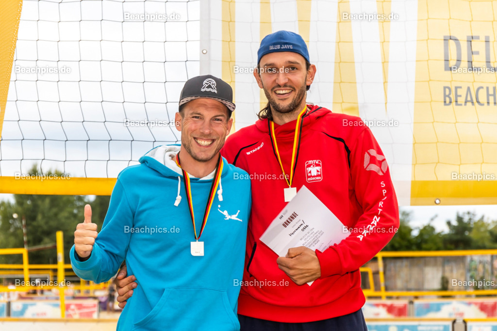 2022-00063240-Deutsche-Seniorinnen-Meisterschaft |  11.09.2022; Berlin Foto: Gerold Rebsch - www.beachpics.de

