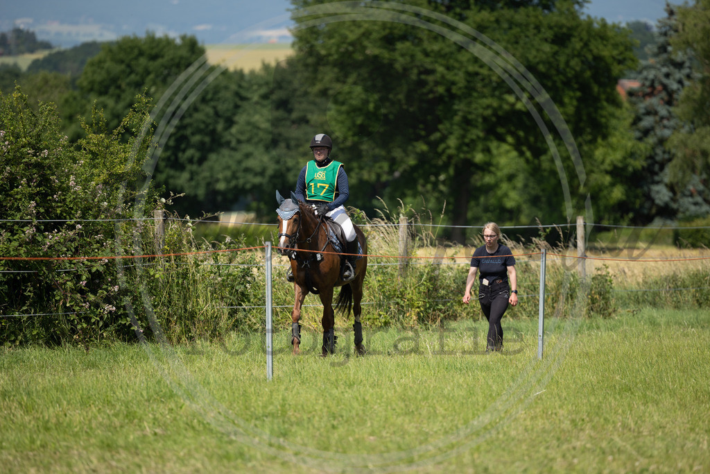 994A1340 | sabrinanicolaifotografie - Realisiert mit Pictrs.com