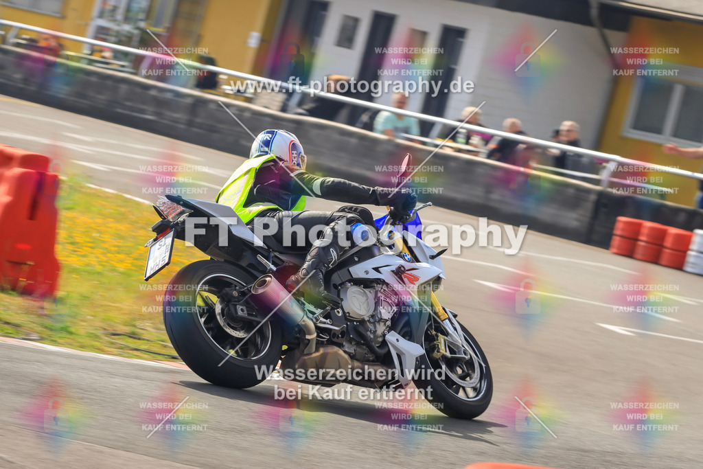 _DSK2097 | Hier findet Ihr Bilder von Touristenfahrten auf der Nürburgring Nordschleife oder von anderen Veranstaltungen die ich besucht habe. Viel Spass beim Durch Schauen 