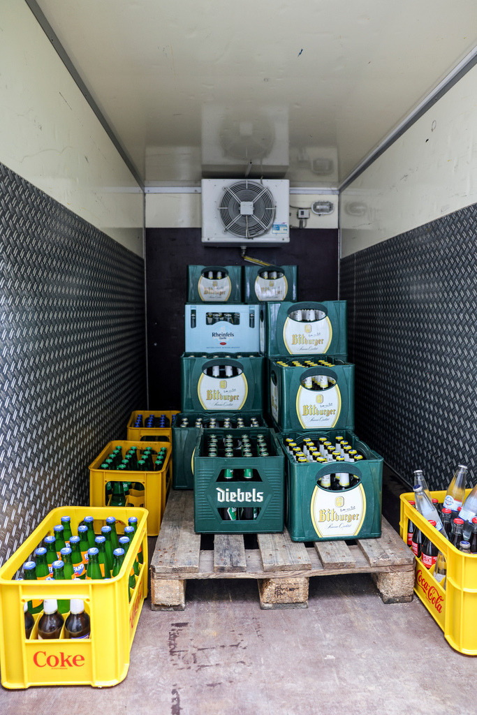 top-top.de 240527-026 | Foto, Video, Fotografie, Videografie, Fotobox, DJ, Discjockey, Musik, Musikbox, Veranstaltung, Photobooth, Amazon, Ebay, Buchtipp, Bestseller, Autor, Verlag, Buch, Wesel, Hamminkeln, NRW, Dinslaken, Rees, Drohne, Hochzeit, Party, Fotobox, Wesel, Fotograf