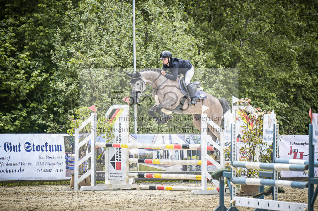 DOS_4785 | Entdecke hochwertige Reitturnierfotos von Foto Oger. Professionell, emotional und authentisch – jetzt Lieblingsmomente im Shop bestellen.Deutschlandweite Turnierfotografie. - Realisiert mit Pictrs.com