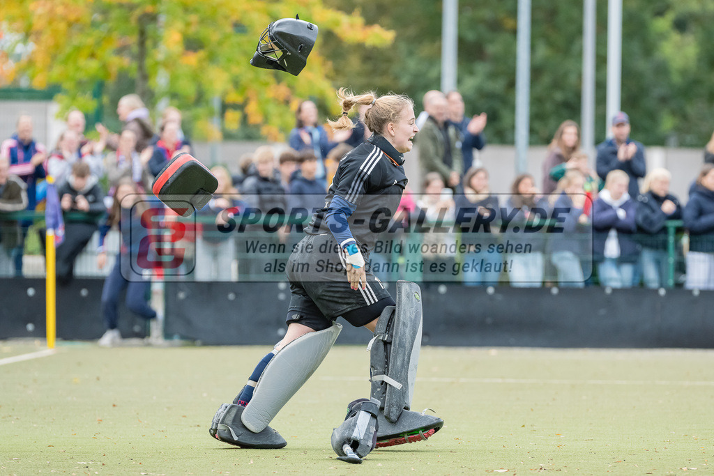 HK_20231022_106121 | Finale Deutsche Meisterschaft Feld WU16 Uhlenhorst Mülheim - Düsseldorfer HC am 22.10.2023 DHC, Düsseldorf ,