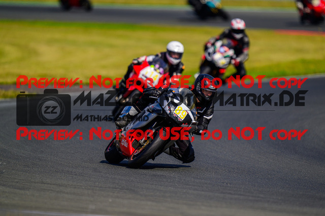 MaZZes_FotoMatrix_240725_6007705_9040 | GRUEN