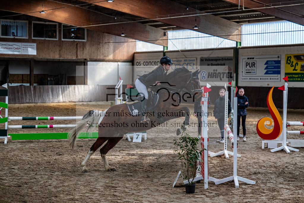 20240309-DOS_6005 | Entdecke hochwertige Reitturnierfotos von Foto Oger. Professionell, emotional und authentisch – jetzt Lieblingsmomente im Shop bestellen. - Realisiert mit Pictrs.com