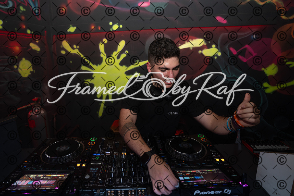 Try_a_little_harder_17.04.2026-37 | Professioneller Online-Store für hochwertige Fotografie: Entdecke einzigartige Bilder aus Street, Events und Lifestyle. Sichere dir exklusive Prints und digitale Downloads in bester Qualität für dein Zuhause oder Projekte. - Realisiert mit Pictrs.com