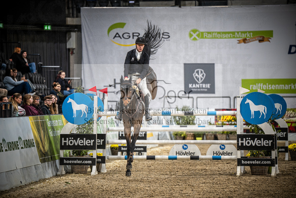 DOS_2126 | Entdecke hochwertige Reitturnierfotos von Foto Oger. Professionell, emotional und authentisch – jetzt Lieblingsmomente im Shop bestellen.Deutschlandweite Turnierfotografie. - Realisiert mit Pictrs.com